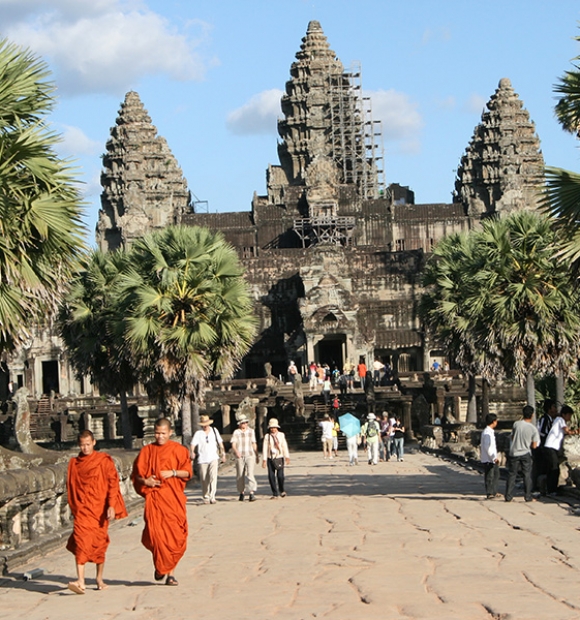 Tour Du Lịch Campuchia 3 ngày 2 đem - Đền Angkor Wat - Angkor Thom - Taprom’h - Vũ Điệu Apsara Kỳ Quan Thế Giới